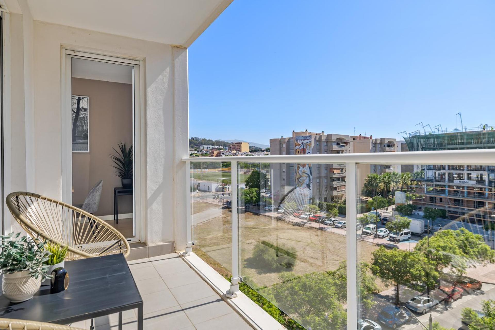 Luxury New Apartment City Center Estepona - Private Parking Exterior photo